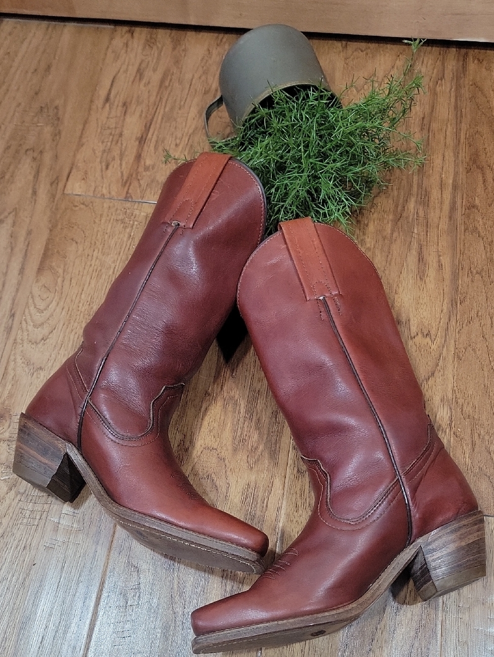 Vintage Frye Women's Snip Toe Cowgirl Boots 5.5 - Picture 6 of 16